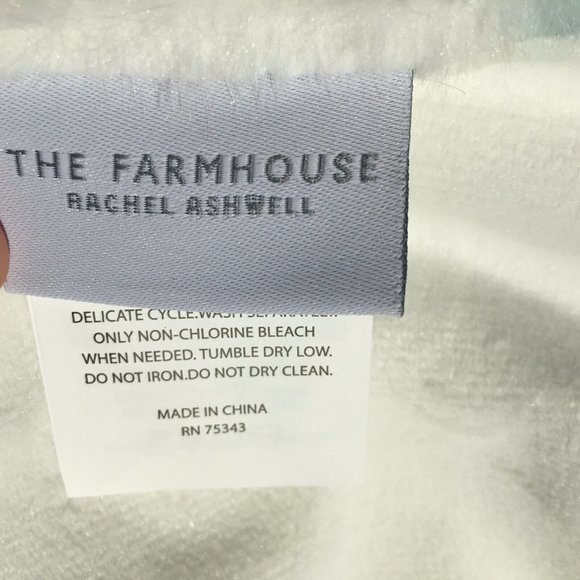 Rachel Ashwell Blue Pumpkin Faux Fur Throw Blanket Thanksgiving Fall Decor NEW - Picture 6 of 7